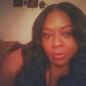 Meet your Posher, Nona